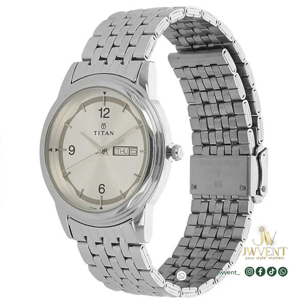 TITAN WATCHES NK1638SM01